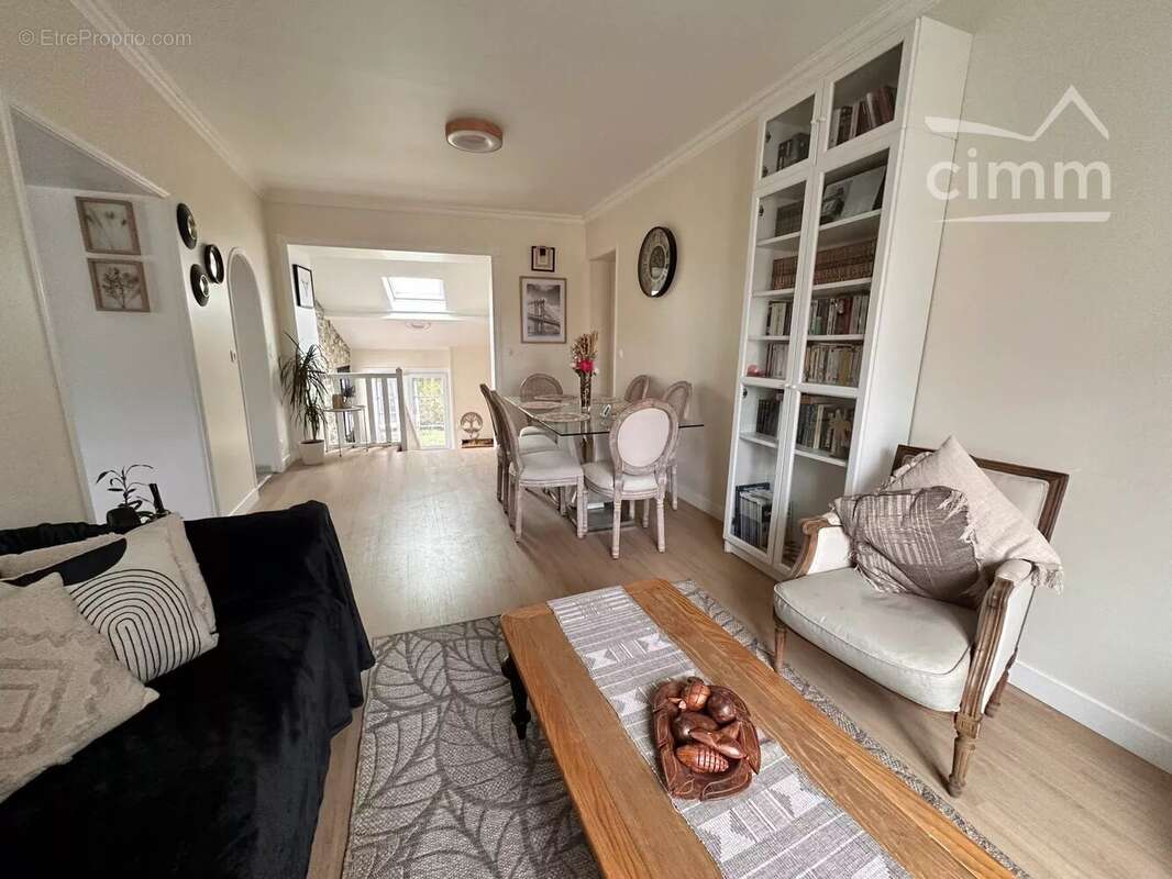 Maison à CONGIS-SUR-THEROUANNE