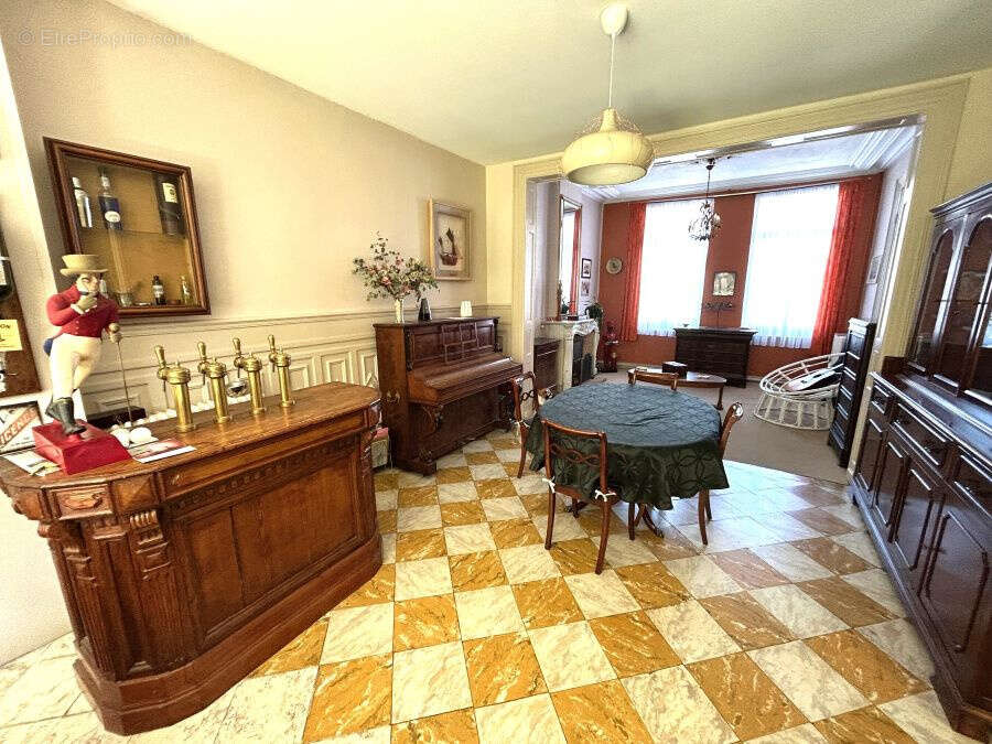 Maison à SAINT-AMAND-LES-EAUX