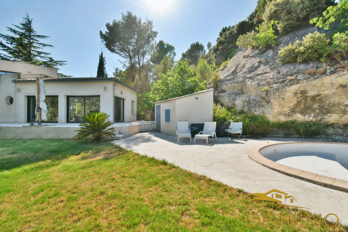 Maison à PUJAUT