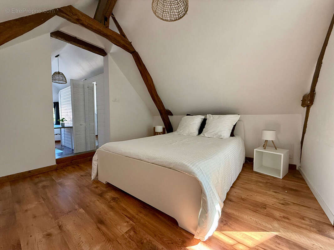 Maison à AZAY-SUR-CHER