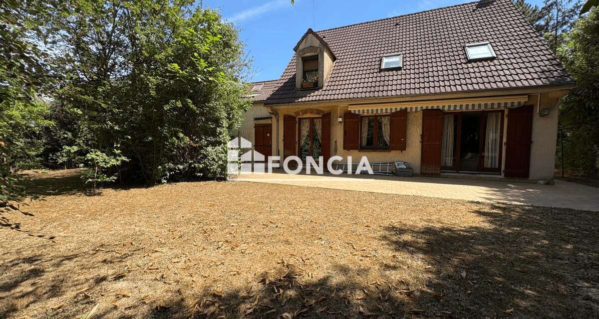 Maison au calme avec grand jardin arboré - photo 16