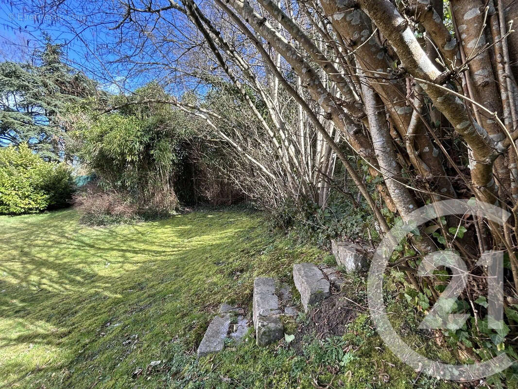 Maison à VULAINES-SUR-SEINE