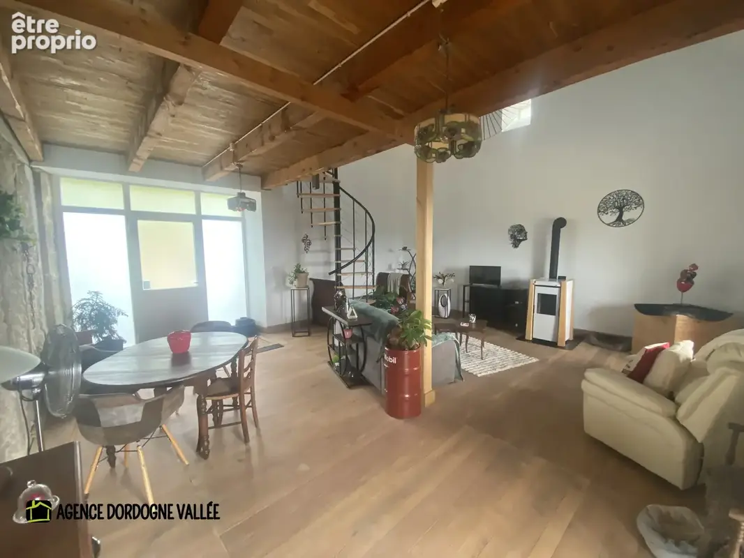 Maison corrézienne avec vue sur la vallée - photo 2