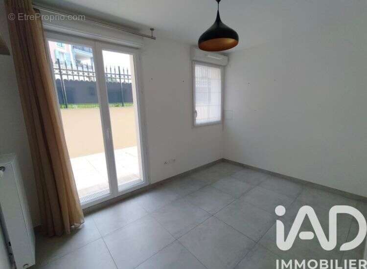 Photo 6 - Appartement à LE PLESSIS-ROBINSON