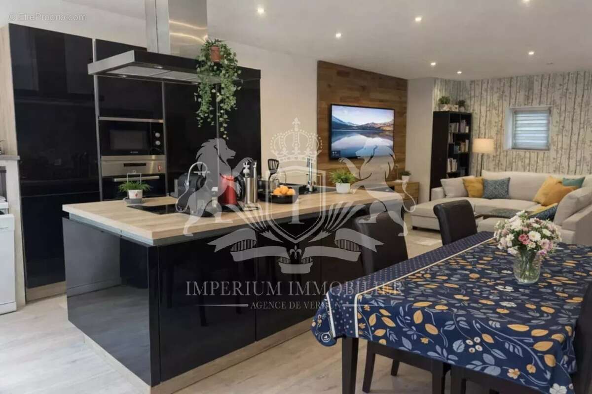 Maison à BELLEVILLE-SUR-MEUSE