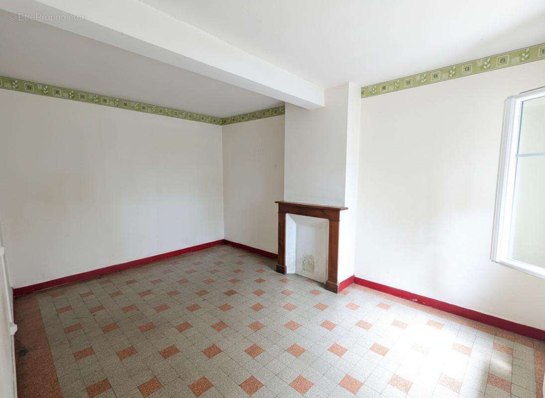 Maison 60m2 /  Parcelle 538m2 - photo 6