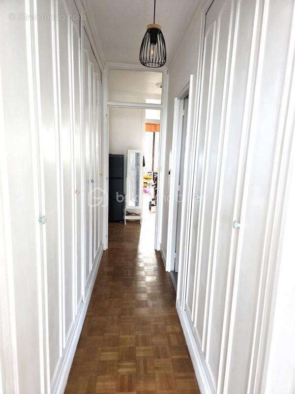 Nouveauté Secteur Mairie - Charmant Appartement de 3 pièces de 68 m² avec balcon au 6e étage sur 8 - photo 9