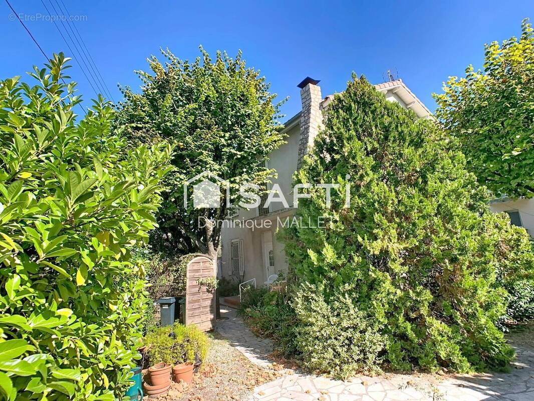 Photo 1 - Maison à NIMES