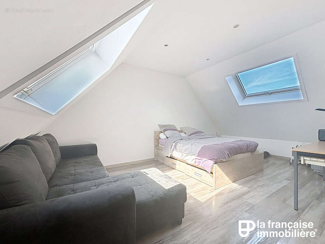 Maison à CHASNE-SUR-ILLET