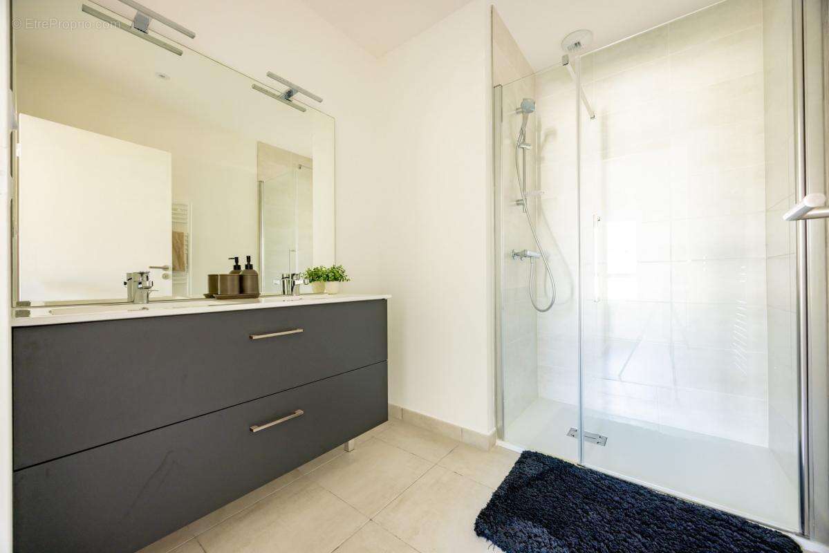 Maison à LA CHAPELLE-SUR-ERDRE