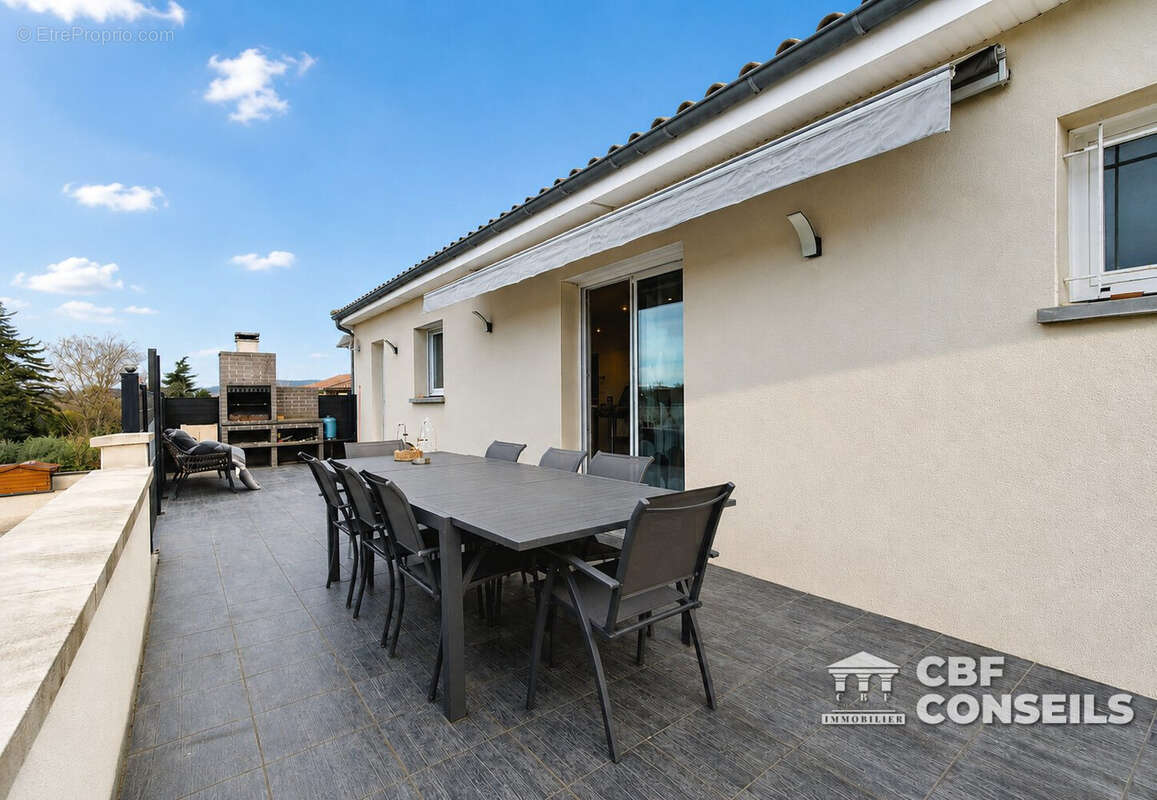 Maison 160 m² à Beauregard-L'eveque  - photo 2