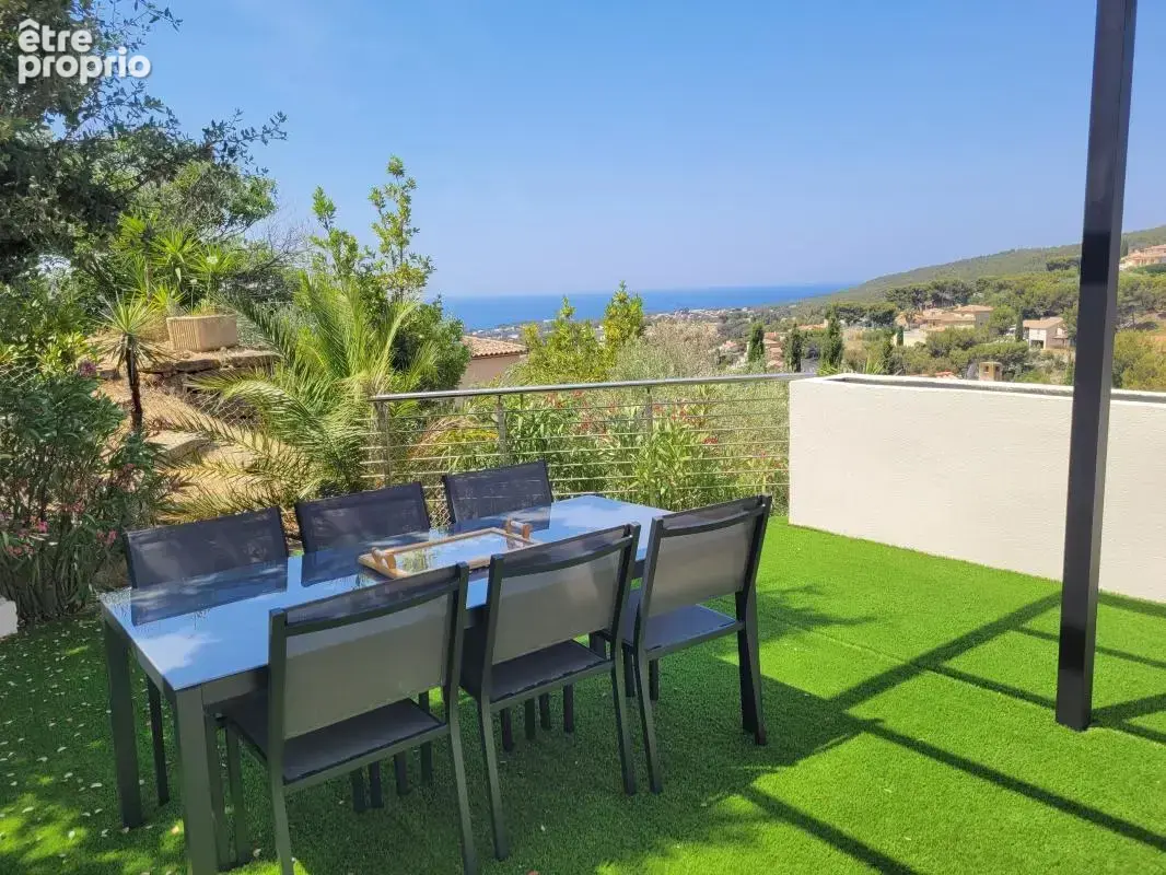 Maison 7 pièces 233 m² à vendre à Bandol (83150) - photo 2