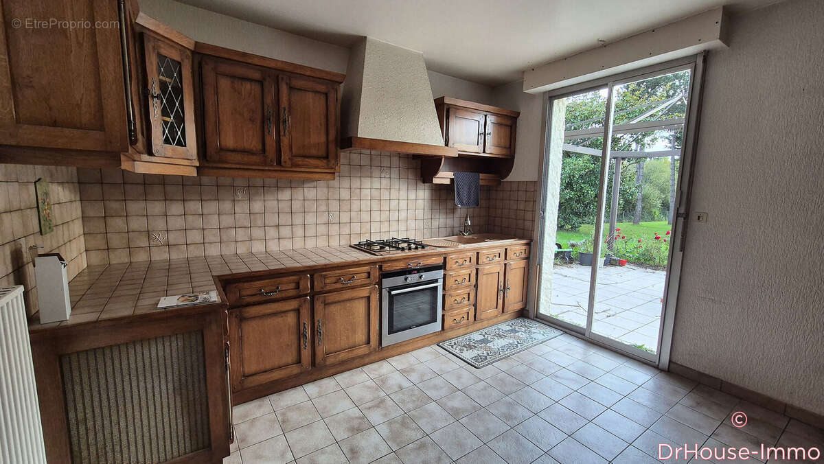 Maison à MAREUIL-SUR-LAY-DISSAIS