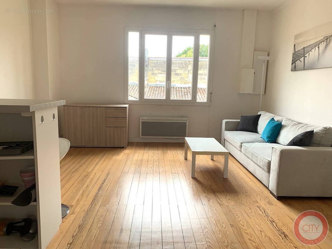 Appartement à BORDEAUX