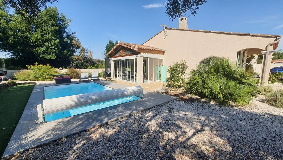 Maison à MOUSSAN