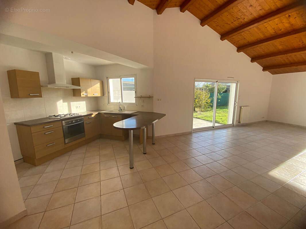 Maison à PUILBOREAU