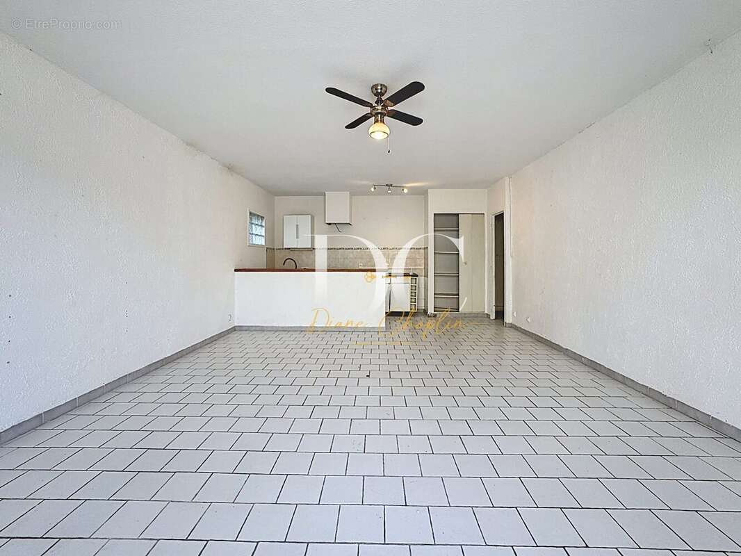 Appartement à MORIERES-LES-AVIGNON