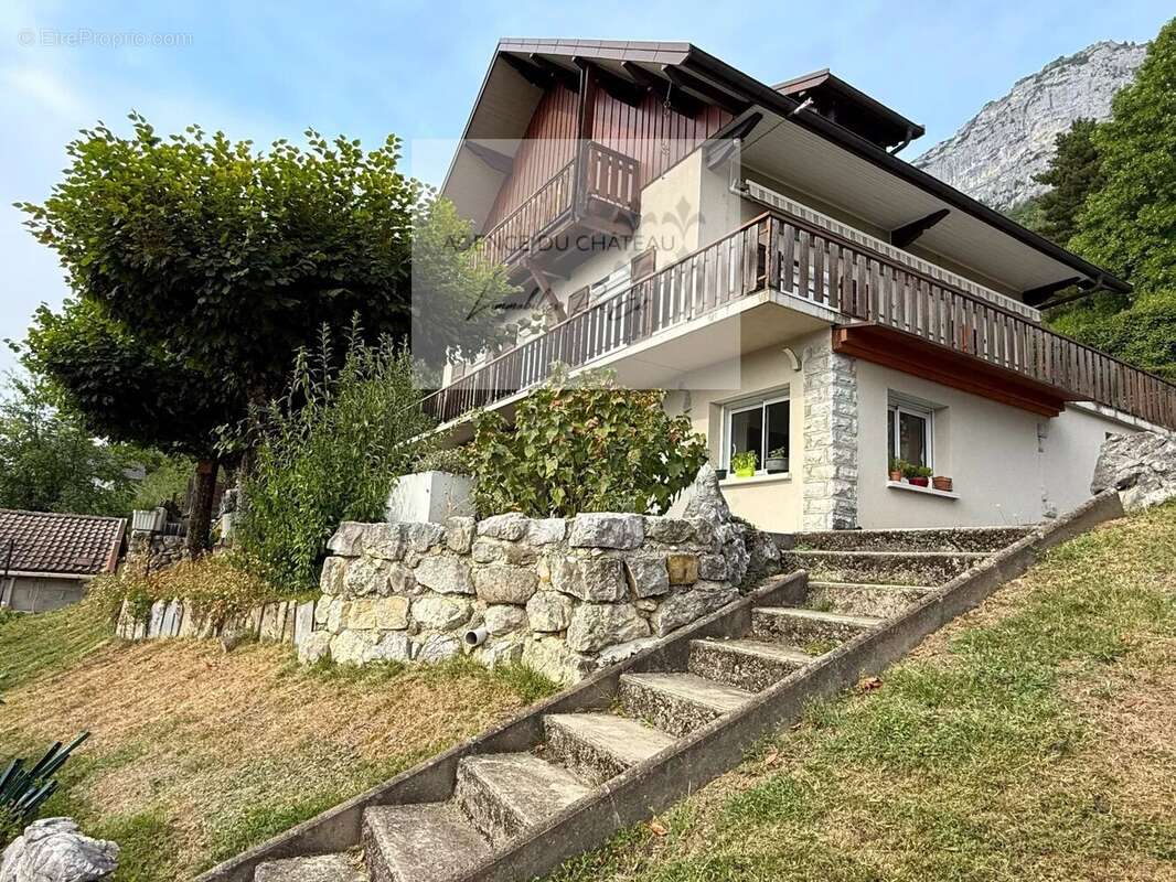 Maison à VEYRIER-DU-LAC