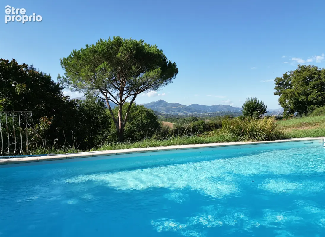 IRATZIAN Une maison généreuse, pensée pour recevoir à Cambo les bains - photo 12