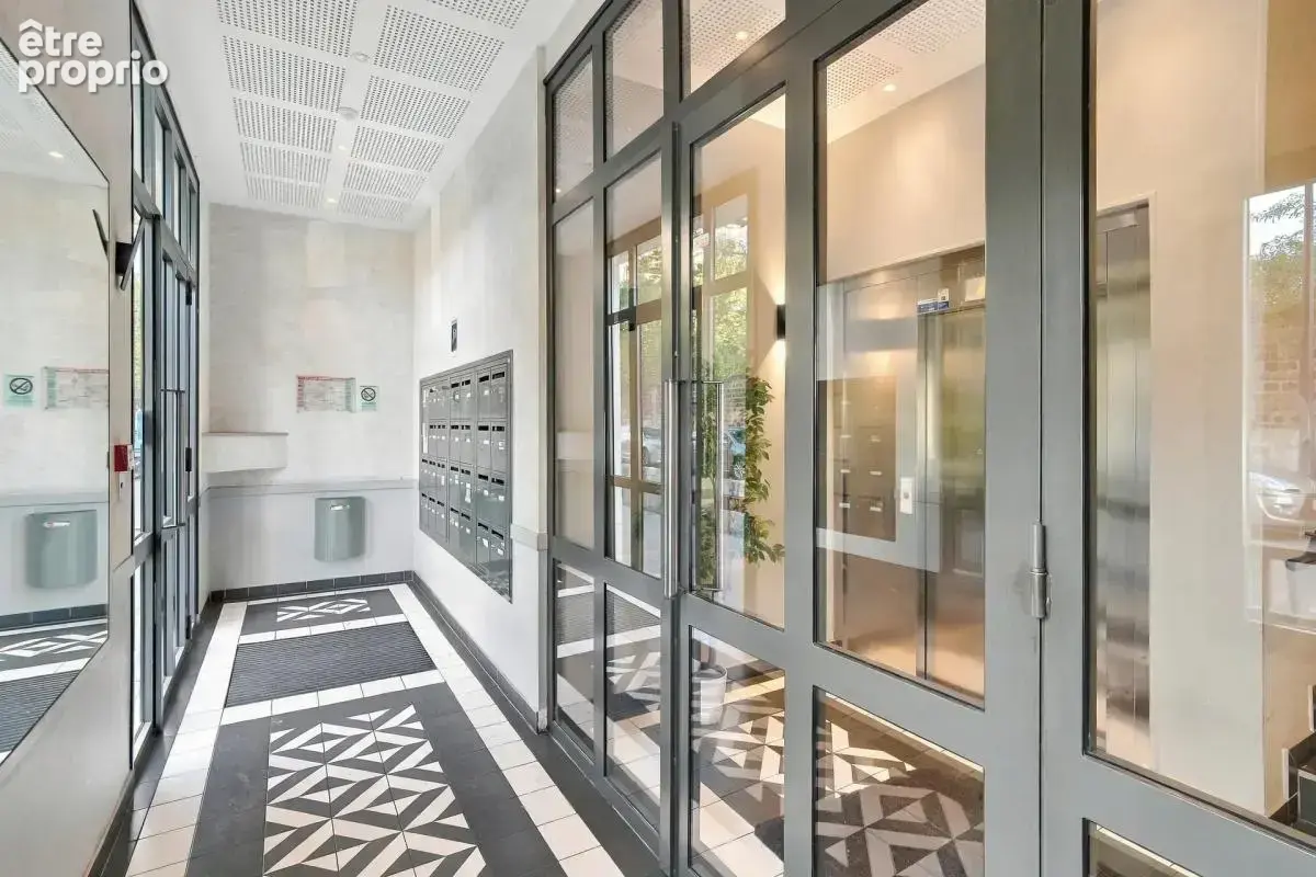 Appartement de 4 pièces de 65 m² à Aubervilliers - photo 13