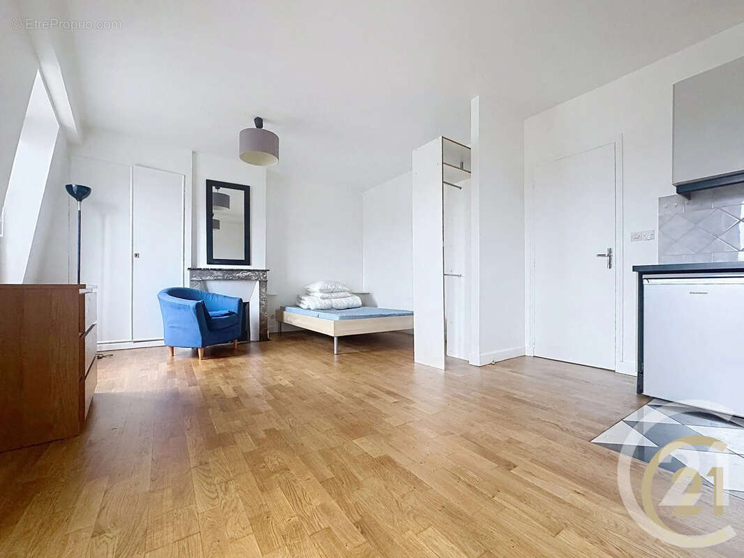 Appartement à PARIS-3E