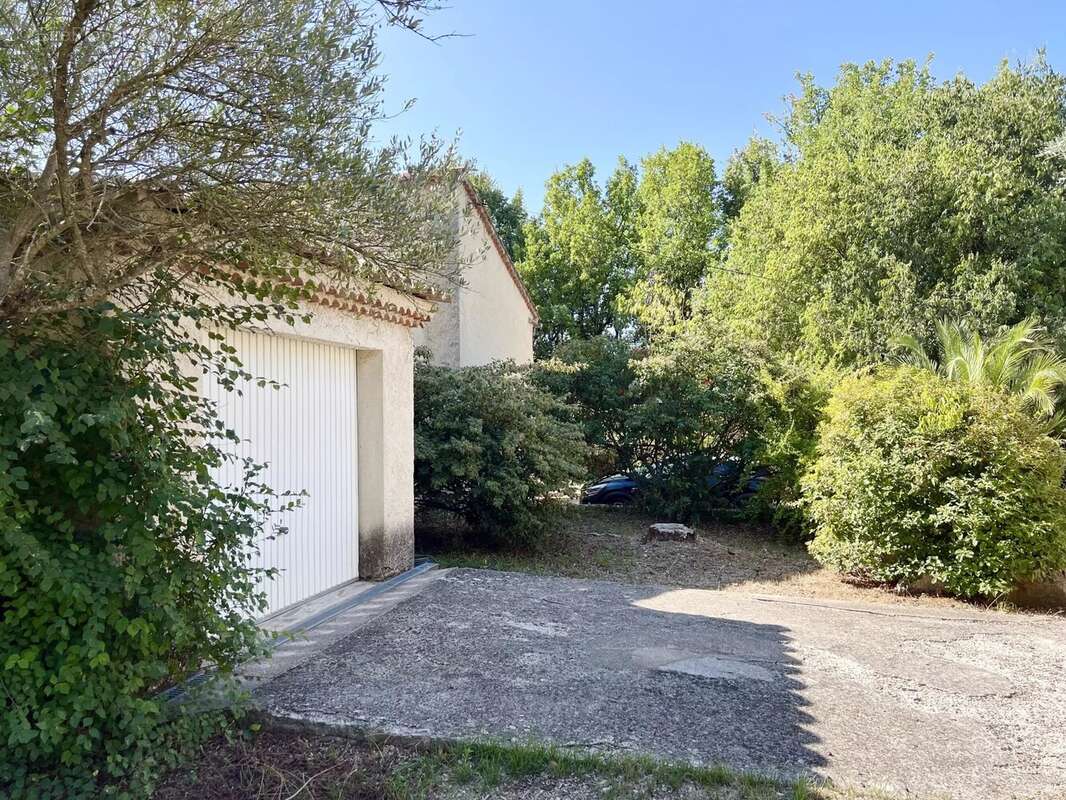 Maison à CAMPS-LA-SOURCE