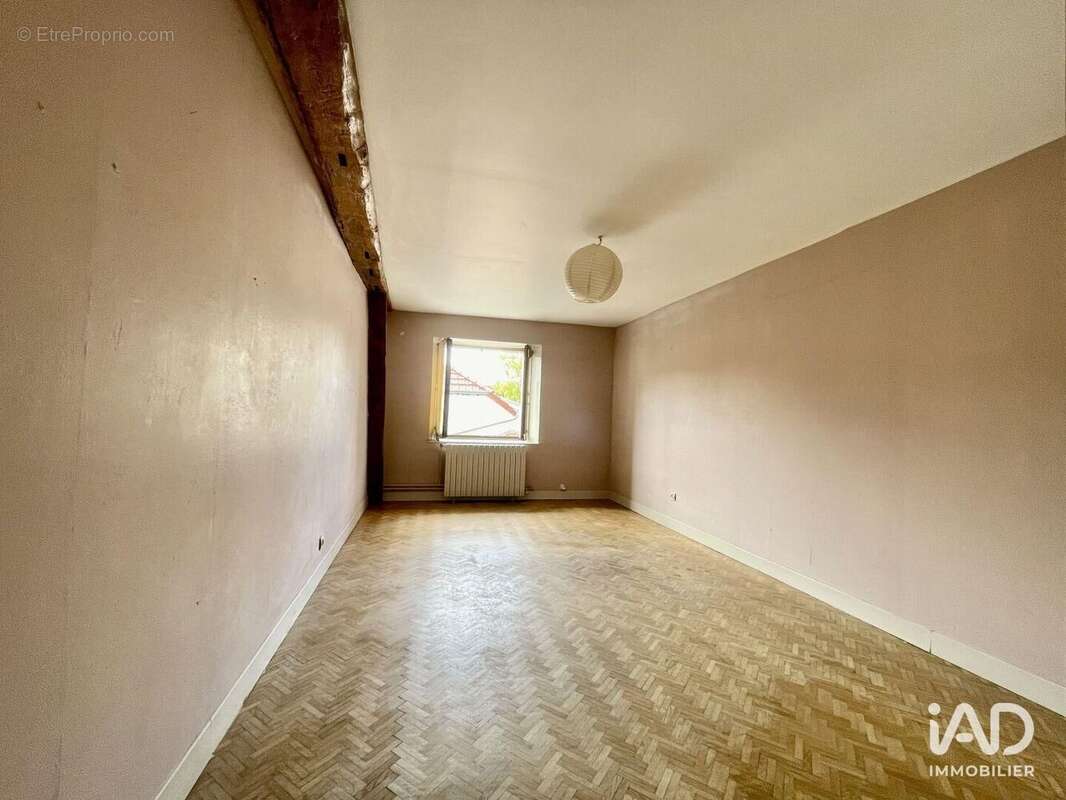 Maison 157 m² à Isles-Sur-Suippe  - photo 7