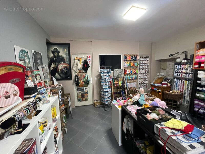 Local commercial de 39 m² à Angerville - photo 4