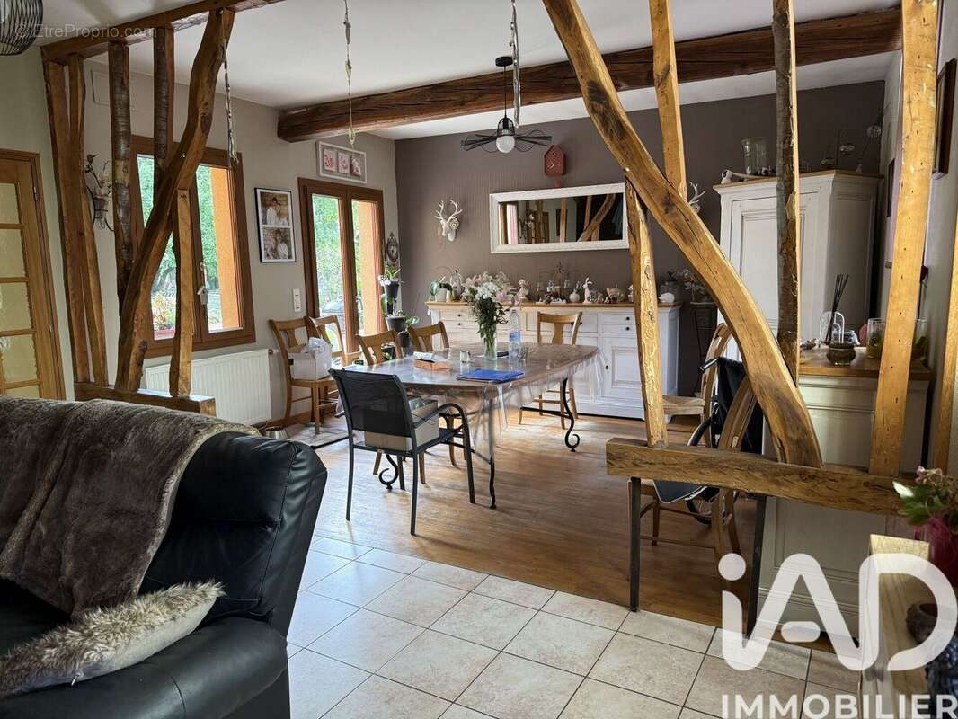 Photo 4 - Maison à VIGNACOURT