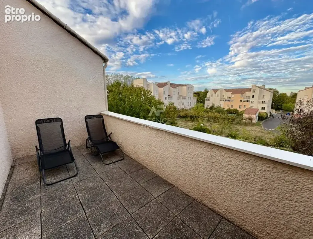 Appartement Cergy 4 pièce(s) 98.28 m2 - photo 7