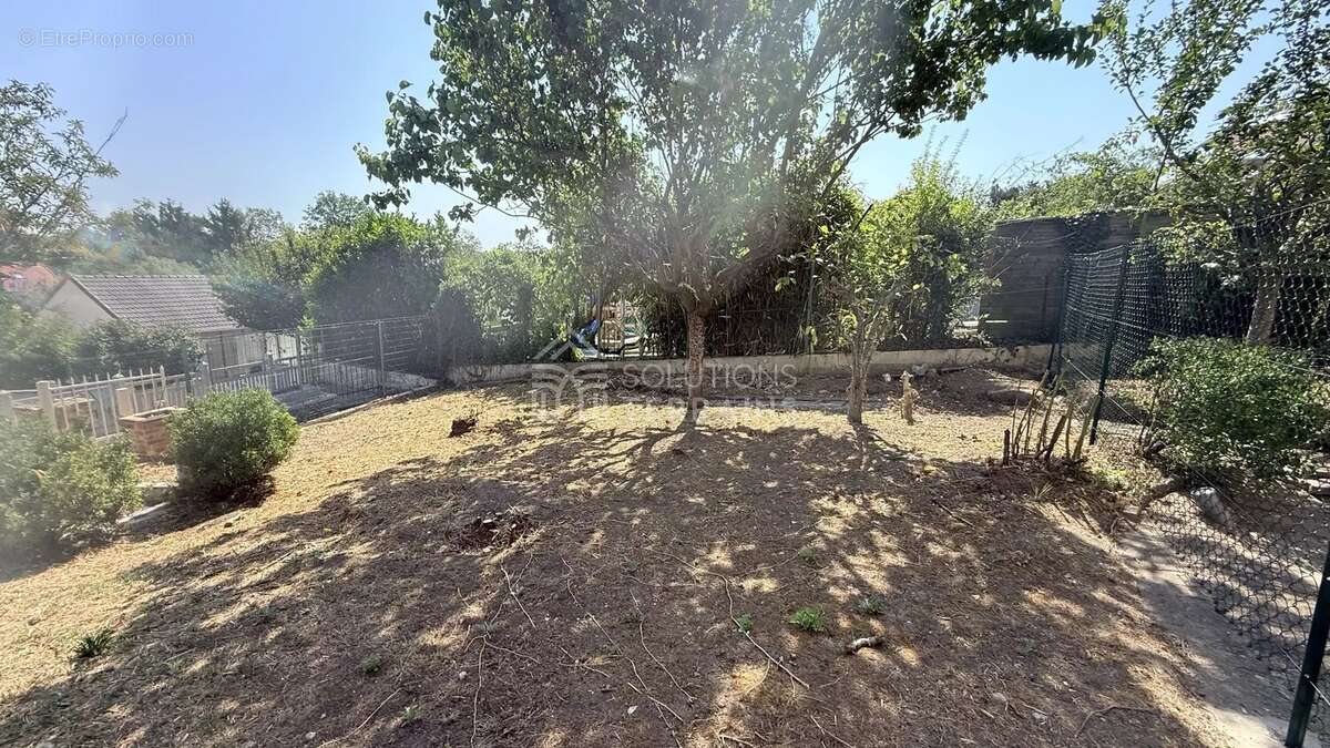 Terrain 282 m² VAUREAL - photo 8
