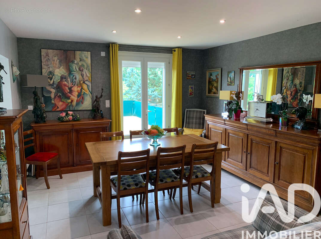 Photo 2 - Maison à VERON