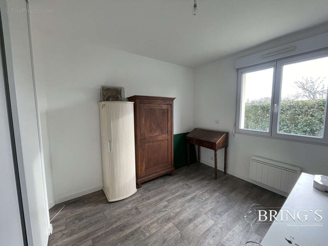 Maison à MESLAY-DU-MAINE