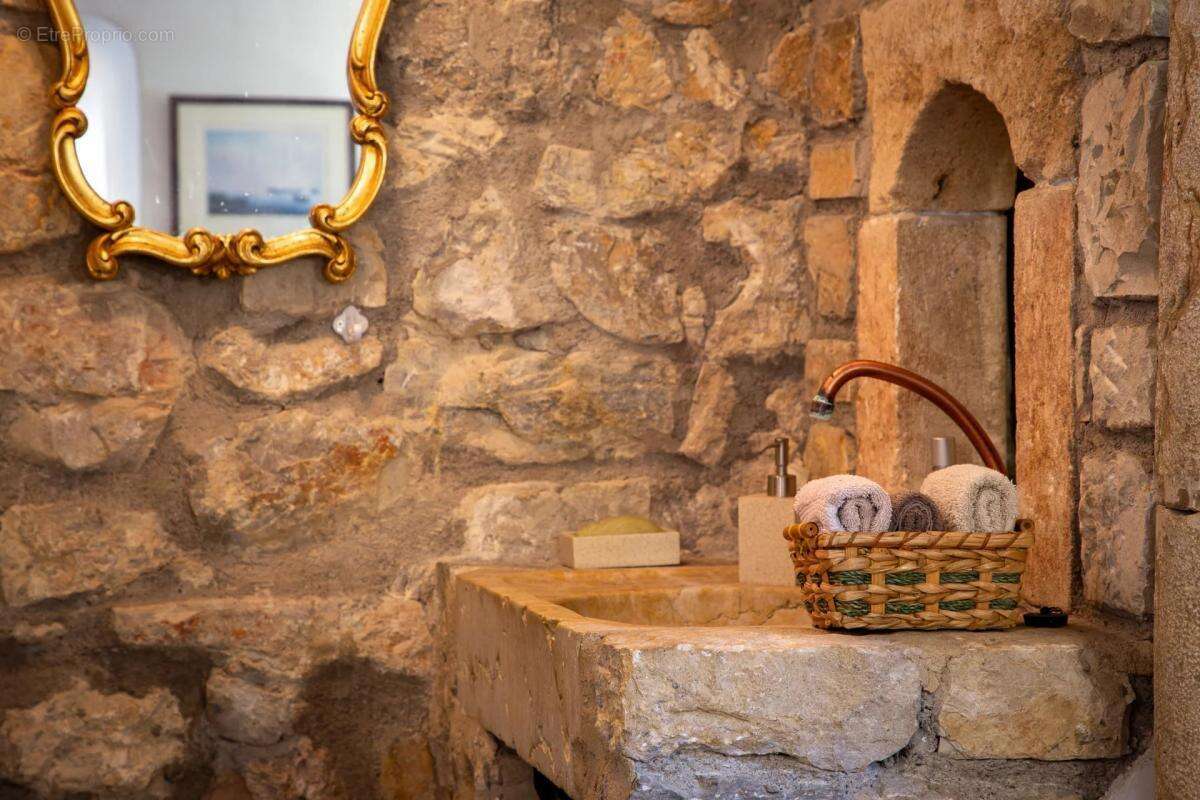 Maison à DRAGUIGNAN