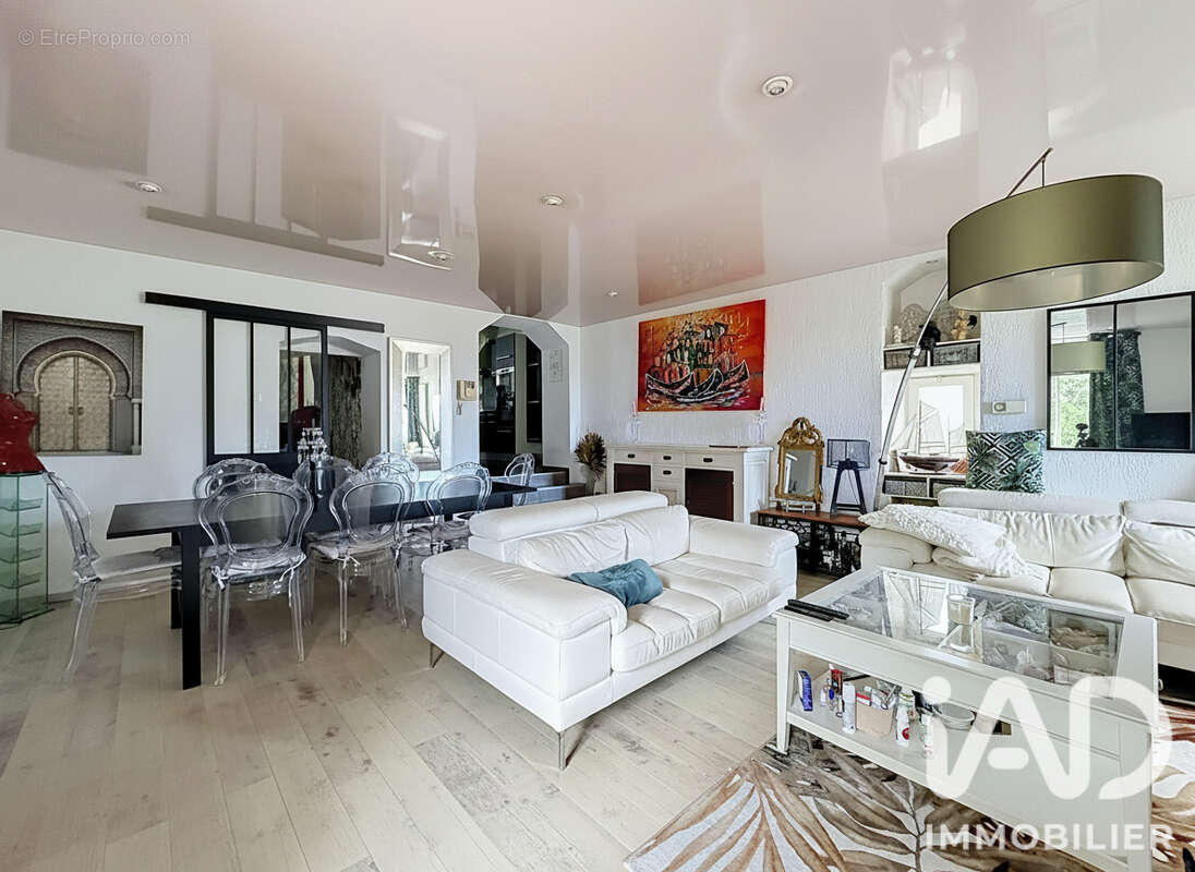 Maison 177 m² à Montoir-De-Bretagne  - photo 4