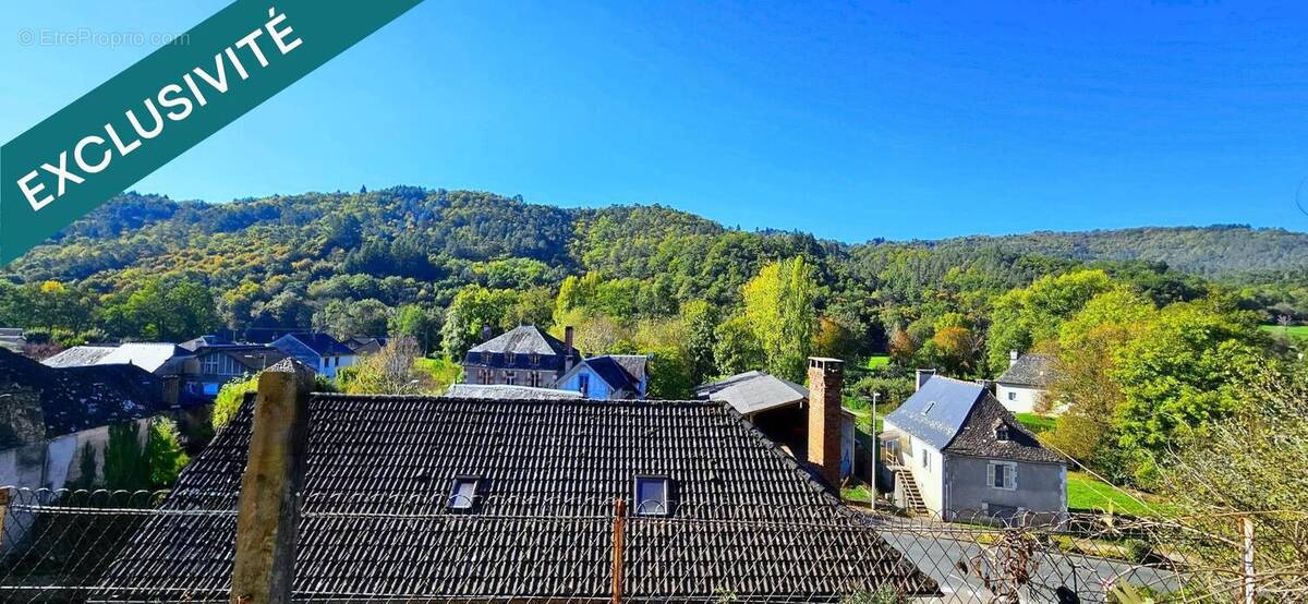 Photo 1 - Maison à SAINT-CHAMANT