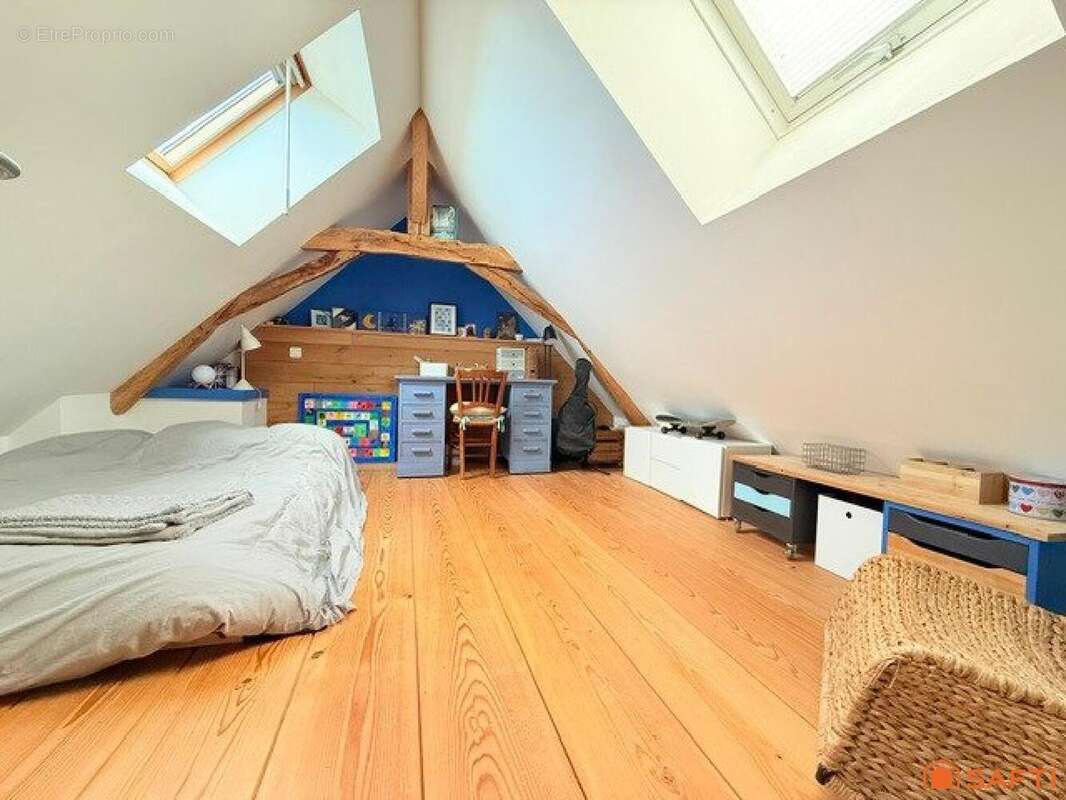 Maison 129 m² à Couesmes  - photo 7