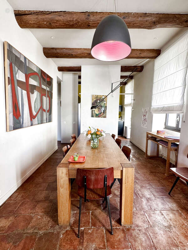 Appartement à MARSEILLE-1E