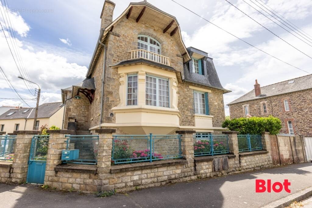 Maison à RENNES