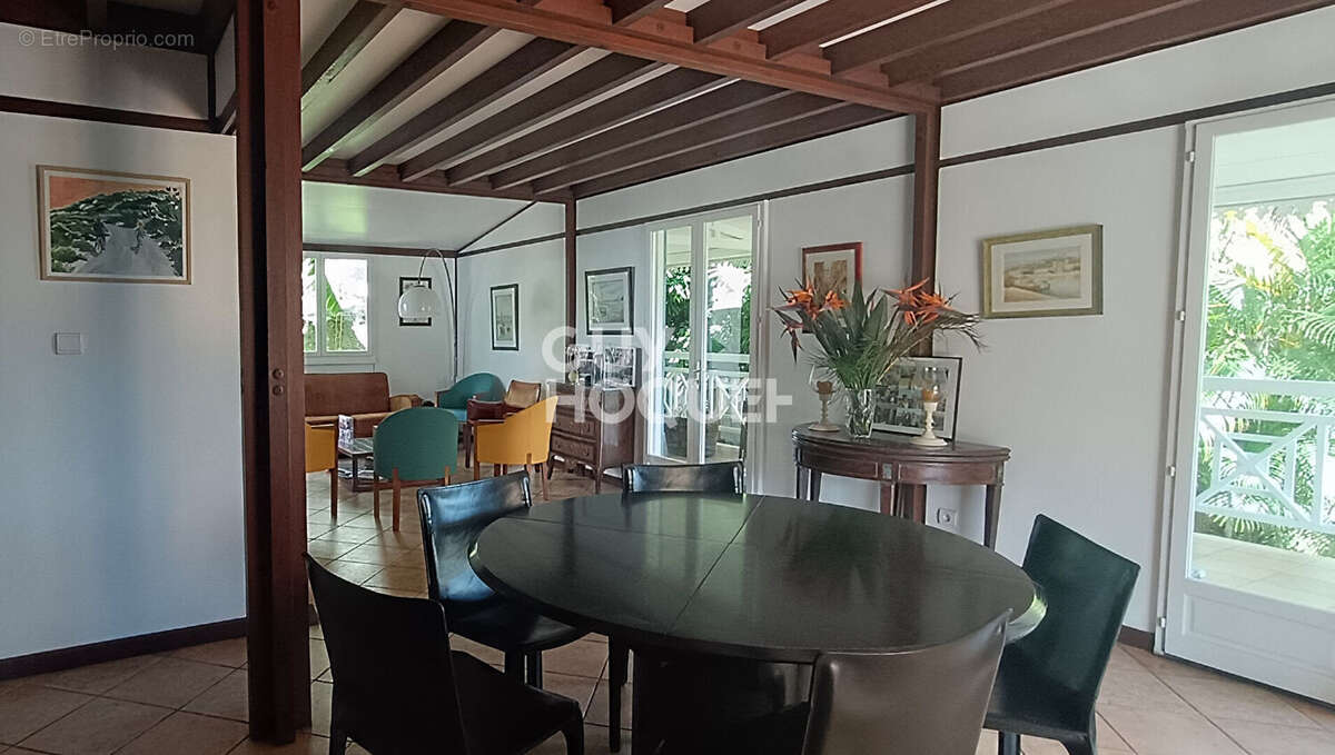 Maison à SAINT-PIERRE