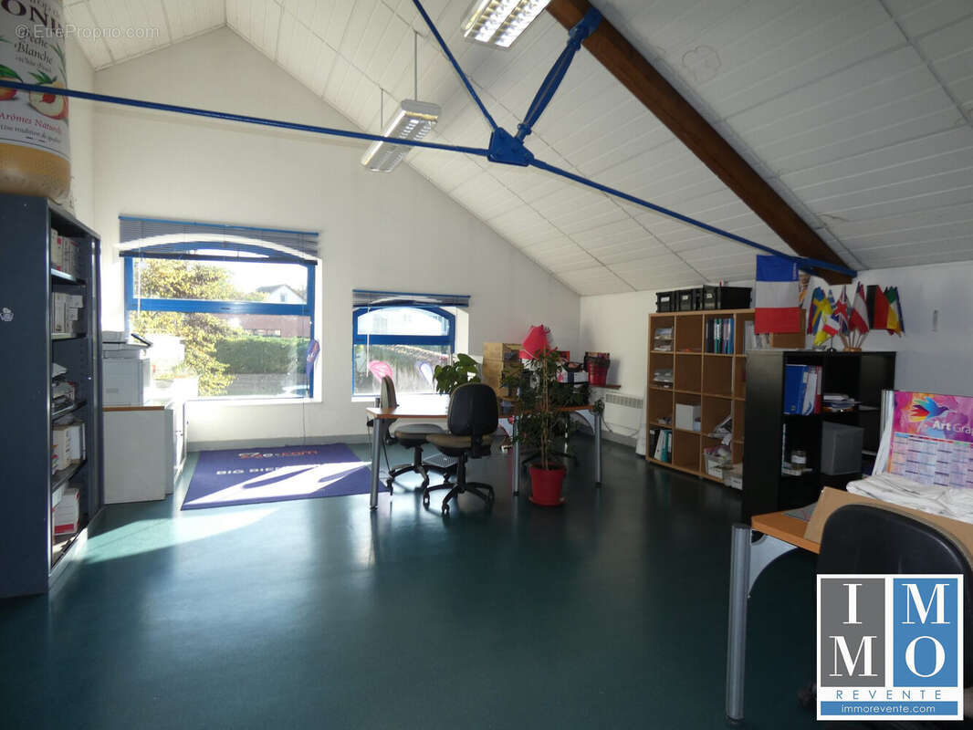 Open Space - Commerce à BOURGES