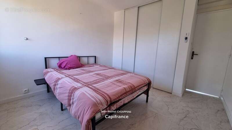 Appartement à MARSEILLE-9E