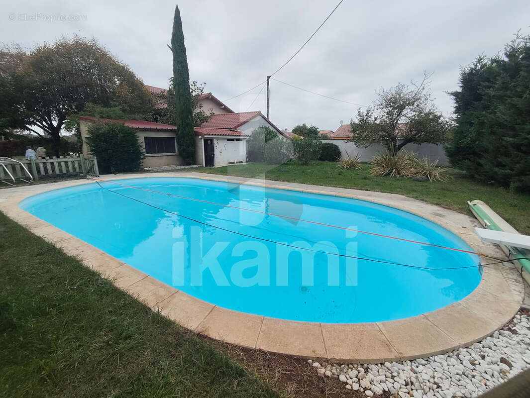 Maison à ROMANS-SUR-ISERE