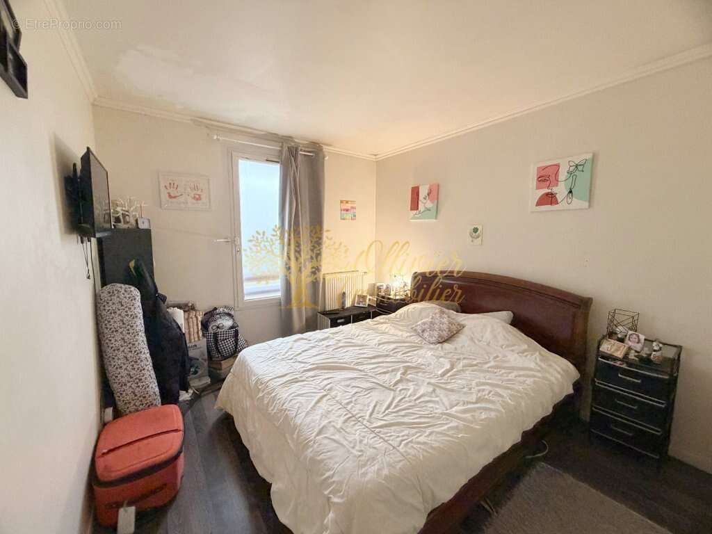 Appartement à PONTAULT-COMBAULT