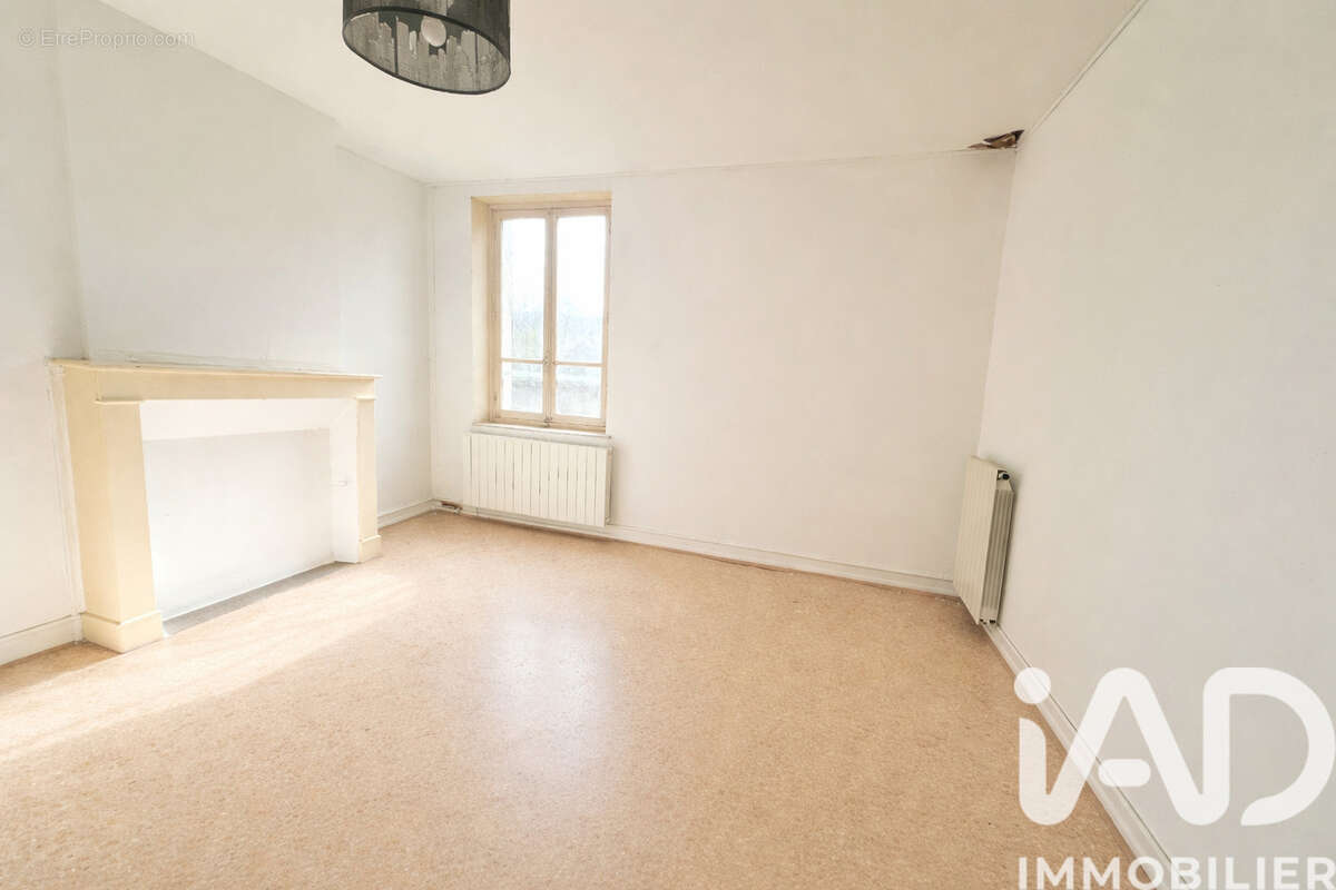 Photo 2 - Maison à CHATEAU-THIERRY