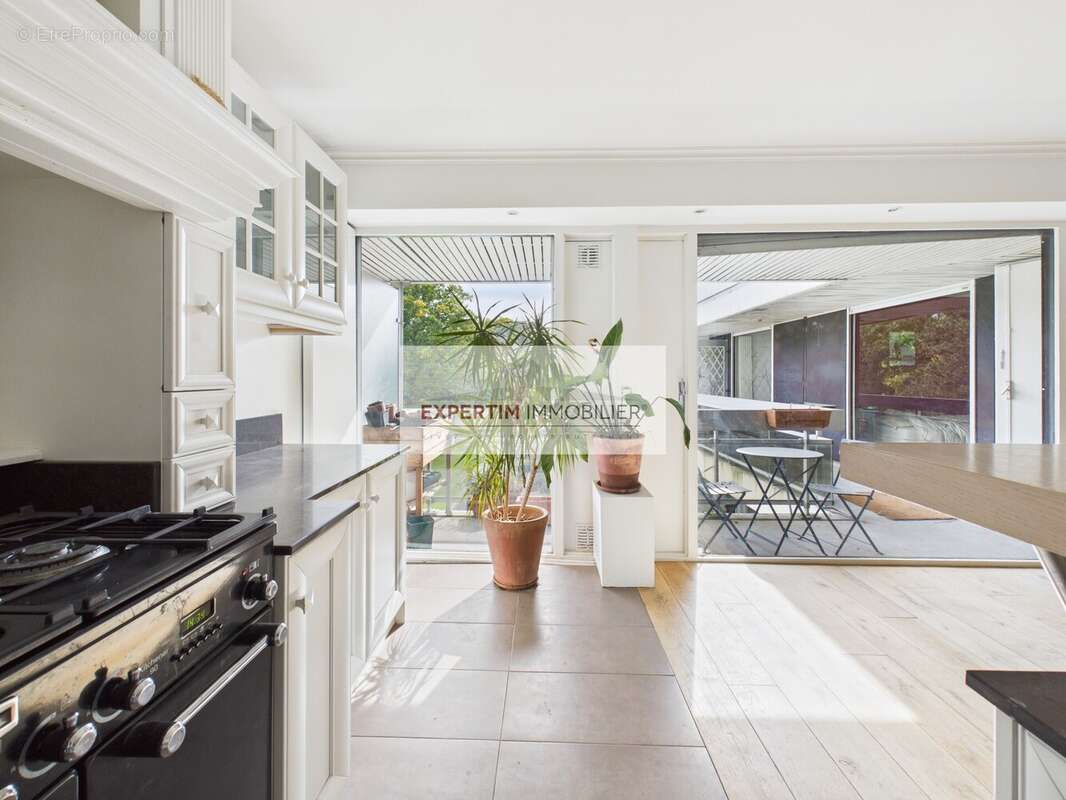 Appartement à VERSAILLES