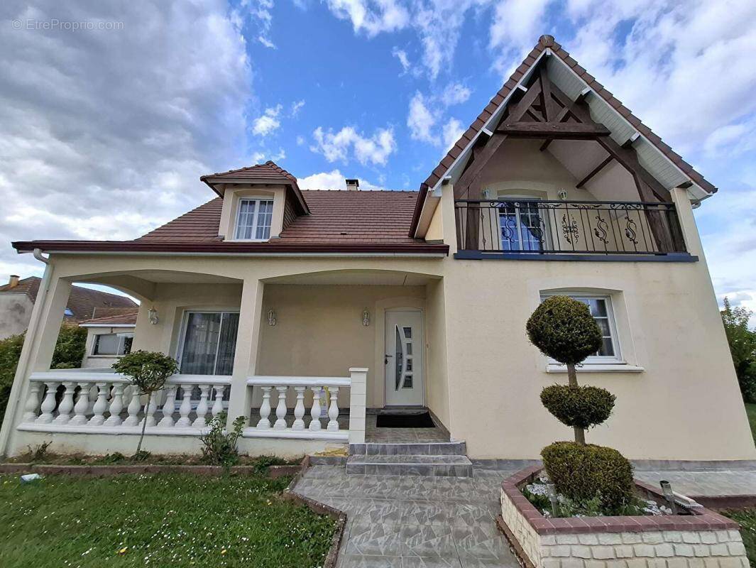 Maison à L'AIGLE