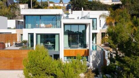 Maison à CARRY-LE-ROUET