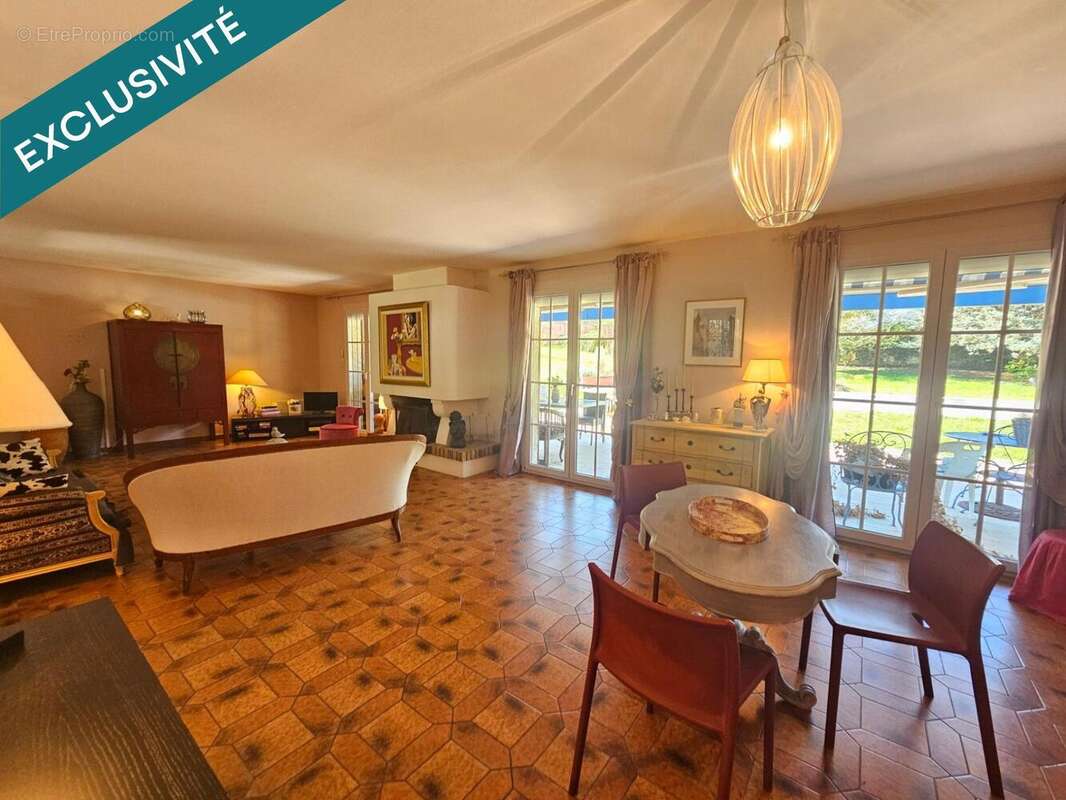 Photo 7 - Maison à MONTFERRAND-LE-CHATEAU