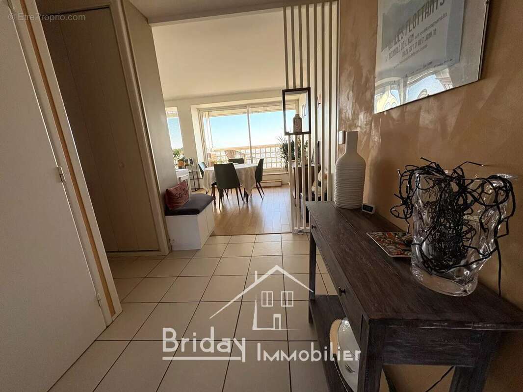 Appartement à SAINTE-FOY-LES-LYON